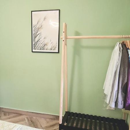 Ferienwohnung 2V1 - Blloku Zy Tirana Exterior foto